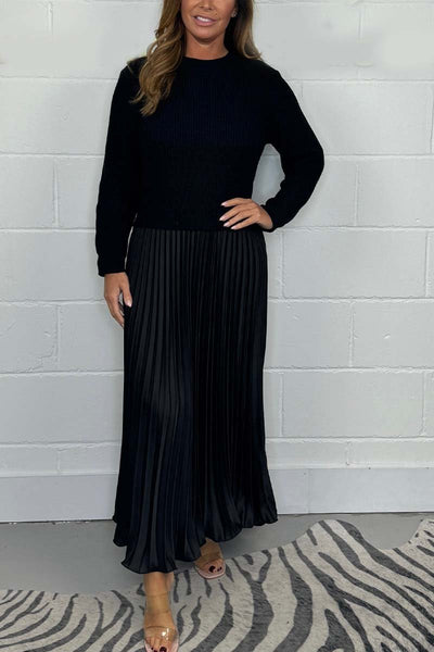 Cathy | Long-Sleeve Dress with Pleated Skirt