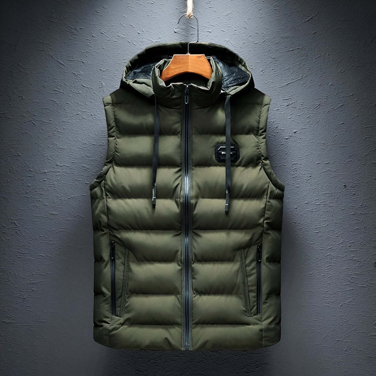 Max™ | Sporty Hooded Vest
